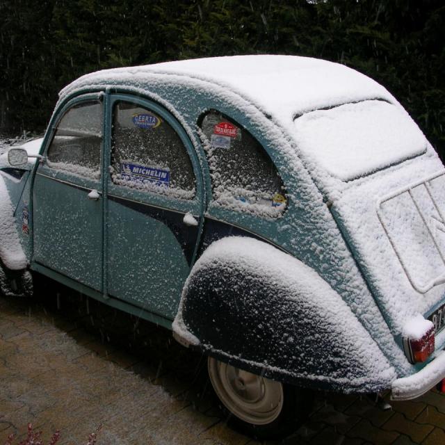 Ma 2 CV Bleue de 1973