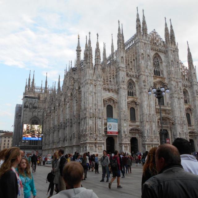 2 Milan (5)