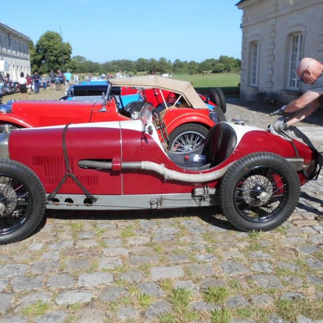 27 Rochefort Rassemblement Amilcar et Cycles Cars 15 06 2017 (100)