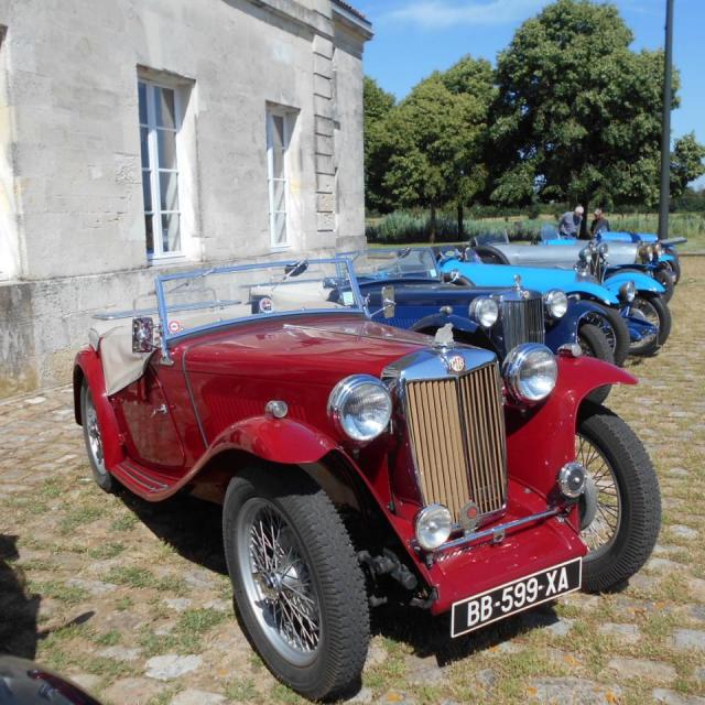 27 Rochefort Rassemblement Amilcar et Cycles Cars 15 06 2017 (39)