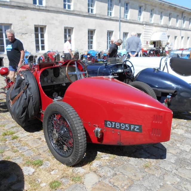 27 Rochefort Rassemblement Amilcar et Cycles Cars 15 06 2017 (62)