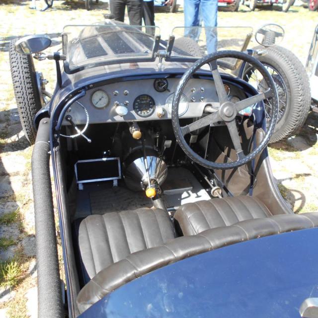 27 Rochefort Rassemblement Amilcar et Cycles Cars 15 06 2017 (64)