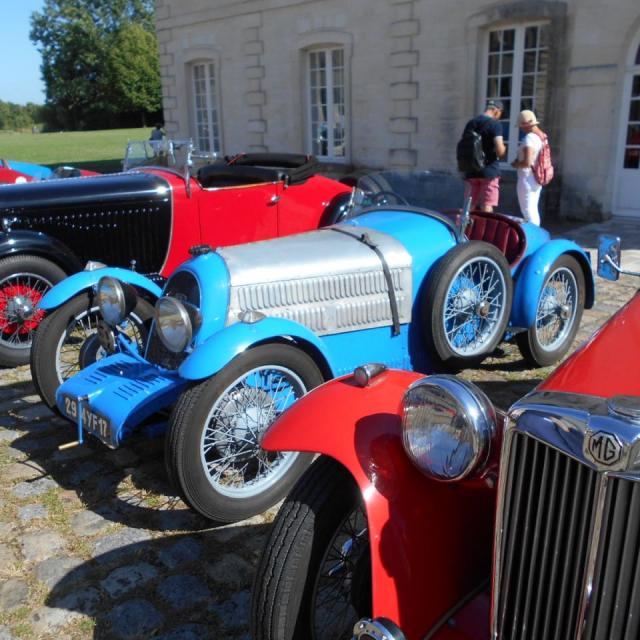 27 Rochefort Rassemblement Amilcar et Cycles Cars 15 06 2017 (86)