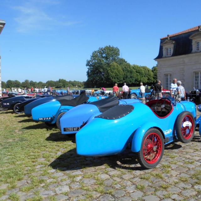 27 Rochefort Rassemblement Amilcar et Cycles Cars 15 06 2017 (88)