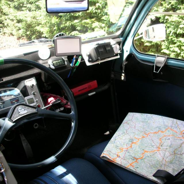 Ma 2 CV Bleue de 1973