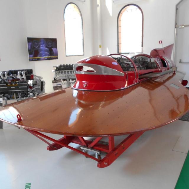 5 Modéna Musée Enzo Ferrari  (79)
