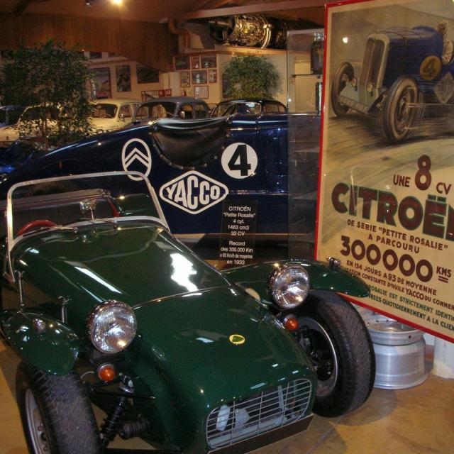 Manoir de l'Automobile de Lohéac (52)