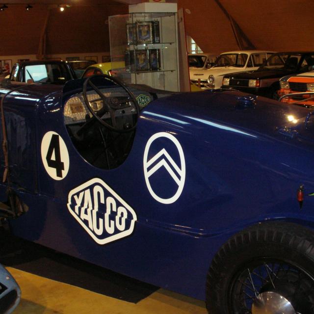 Manoir de l'Automobile de Lohéac (65)