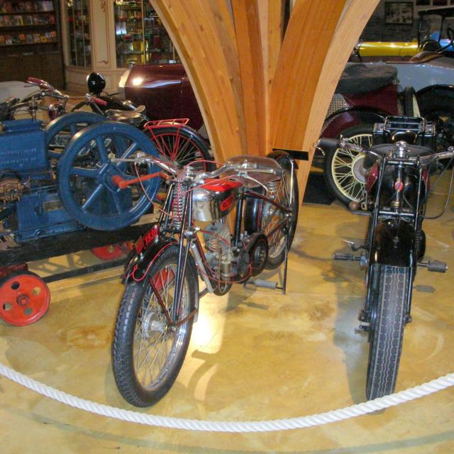 Manoir de l'Automobile de Lohéac (86)