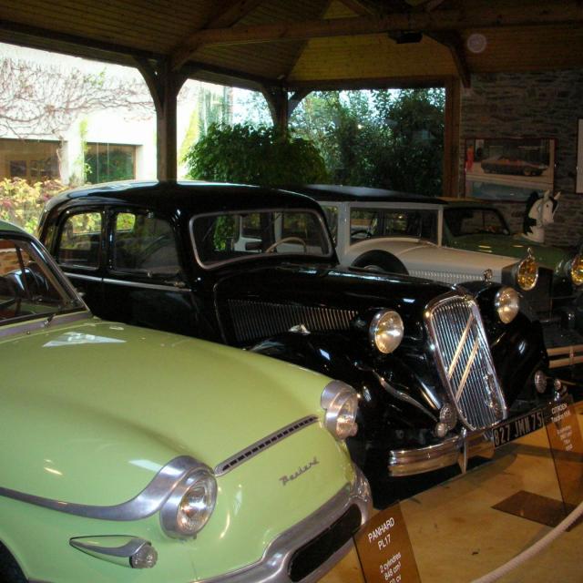 Manoir de l'Automobile de Lohéac (89)